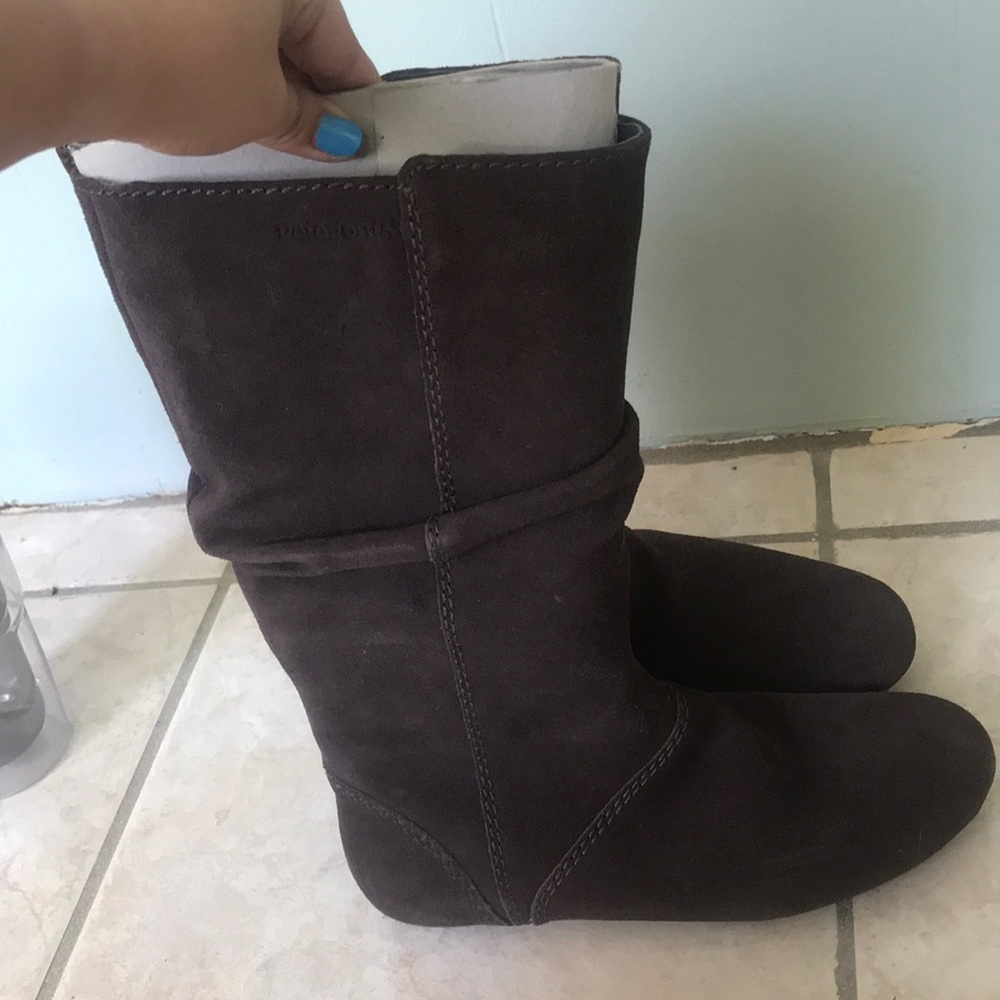 Size 7.5 Patagonia Boots